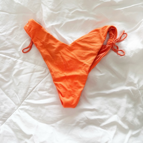 FRANKIES Bikini Bottoms - Picture 4 of 6